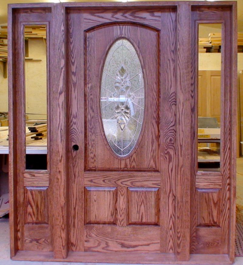 Oak entry with oval art glass